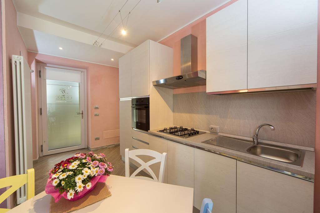 Il Portico Apartment Бавено Екстериор снимка