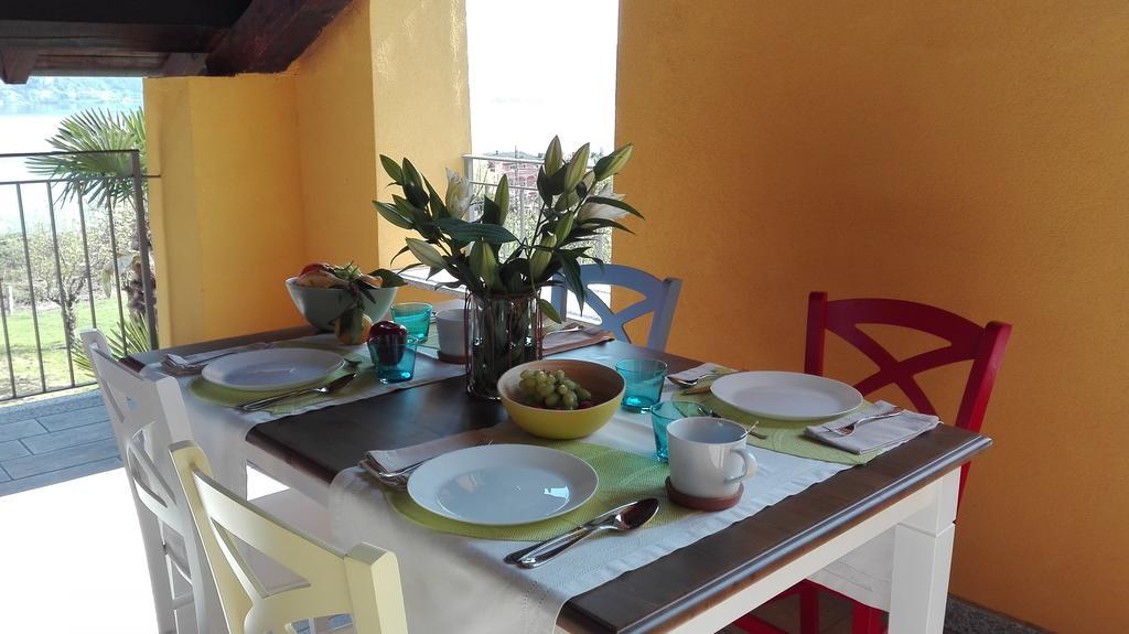 Il Portico Apartment Бавено Екстериор снимка